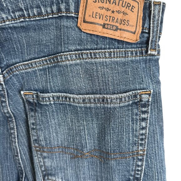 Signature by Levi Strauss & Co. Gold Label Men's Bootcut Fit Jeans 36x32 - Picture 3 of 6